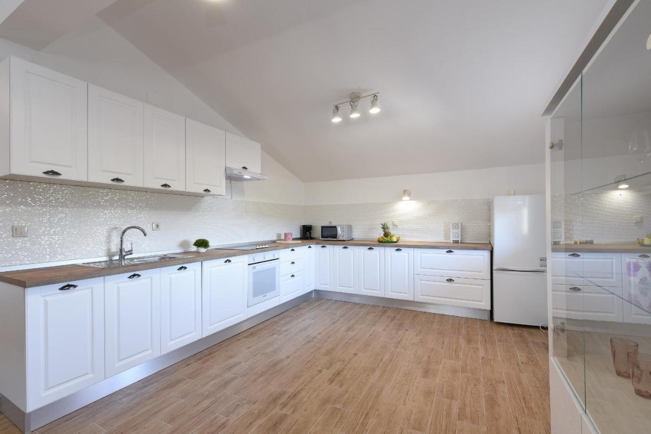 Apartman Magas With Private Pool Vinjerac Ngoại thất bức ảnh